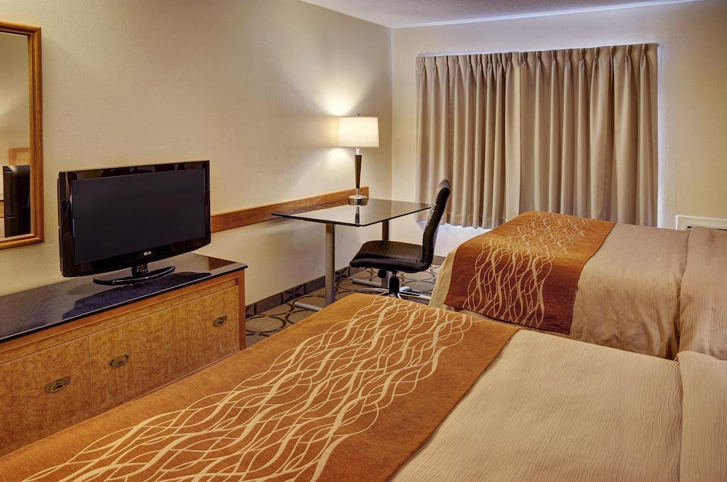 וויניפג Comfort Inn South מראה חיצוני תמונה